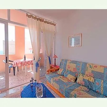 Mit Terrasse In - F4050 - #92451